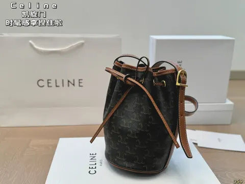 Celine Triomphe