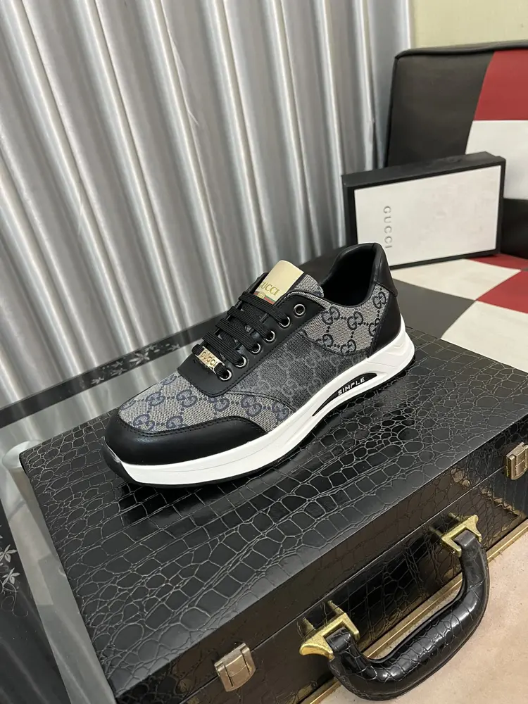 Gucci casual shoes are absolutely hot The ultimate matching item for trendy men