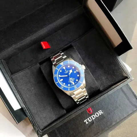 Tudor Pelagos