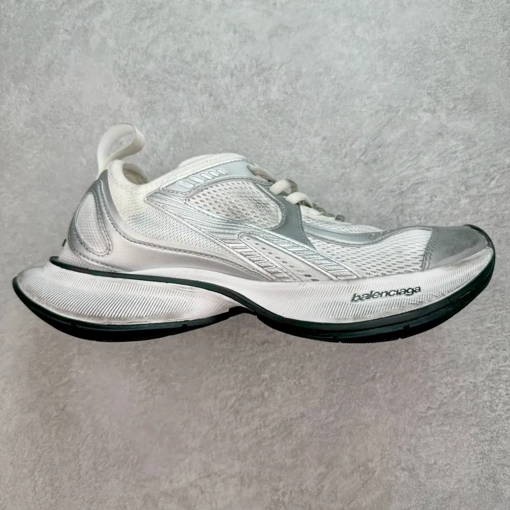 Balenciaga 13th generation round-toed lace-up LOGO printed low-top dad shoes. Full set of