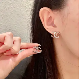 Chanel second-hand earrings