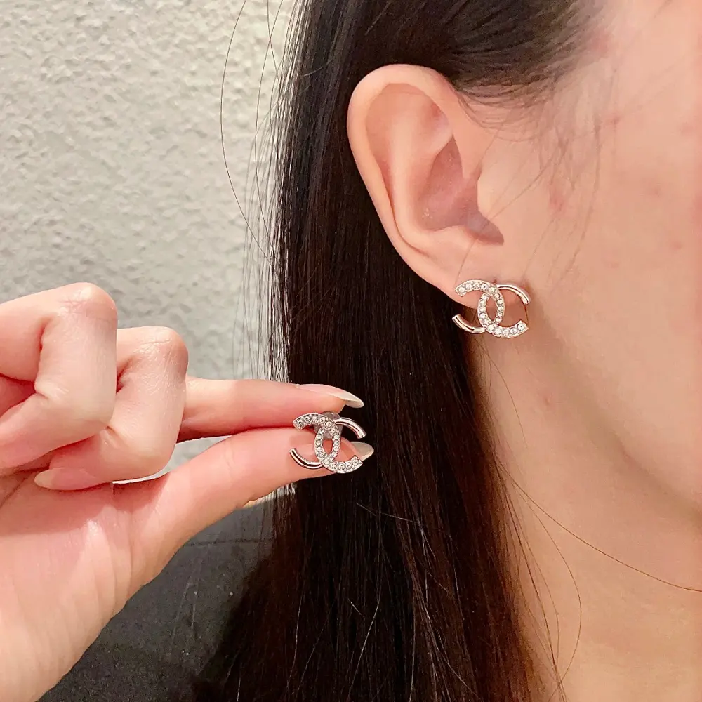 Chanel second-hand earrings