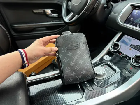Louis Vuitton Crossbody M30741