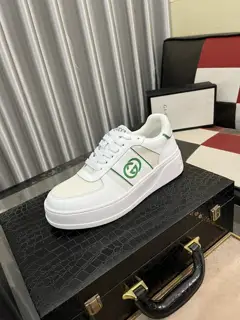 Gucci sneakers. Casual loafers original leather Sheep lining (no fading and foot rubbing)