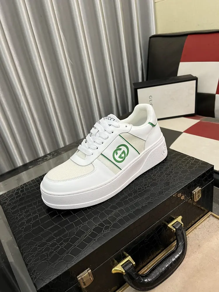 Gucci sneakers. Casual loafers original leather Sheep lining (no fading and foot rubbing)