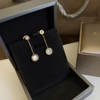 Bvlgari tassel agate earrings Consistent with ZP Bvlgari series earrings