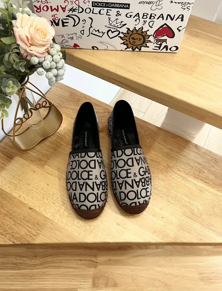 Dolce & Gabbana Espadrilles DG’s style is getting more and more fashionable