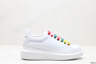 Italian luxury brand Alexander McQueen Sole Leather Sneakers low-top fashion thick-soled
