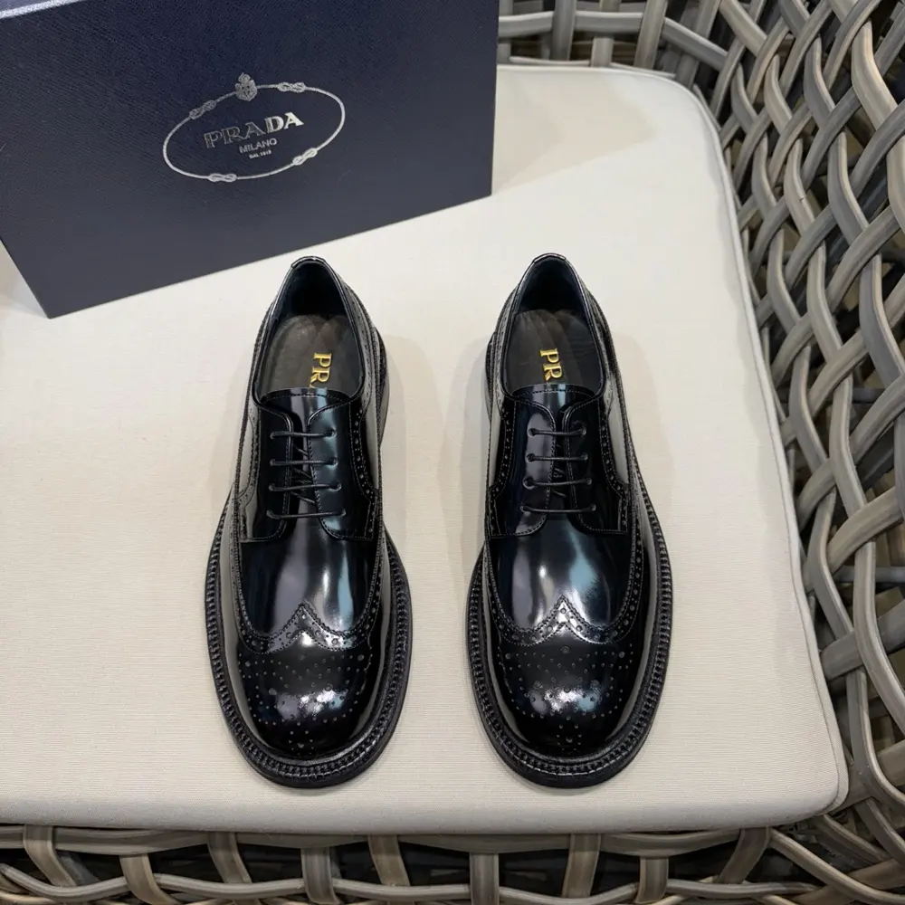 Prada Derby Shoes|Imported cowhide uppers and Derby shoe styles|Strict selection of