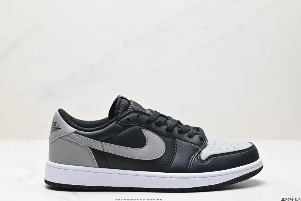 Nike Air Jordan 1 Low Sneakers 553558-128