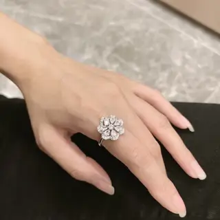 Chopard ring
