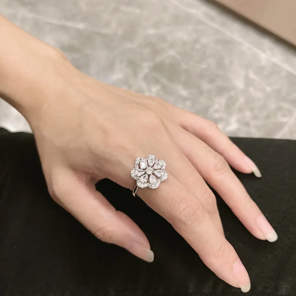 Chopard ring