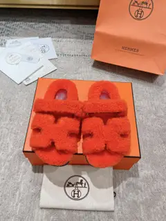 Hermès fur and leather curly fur Shoes