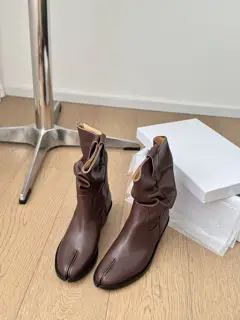 Maison Margiela MM6 Western cowboy boots