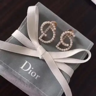Dior classic CD earrings 925 sterling silver earrings Counter material with high-grade