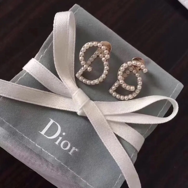 Dior classic CD earrings 925 sterling silver earrings Counter material with high-grade