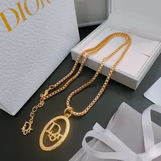 DIOR New Dior necklace Original goods New counter model