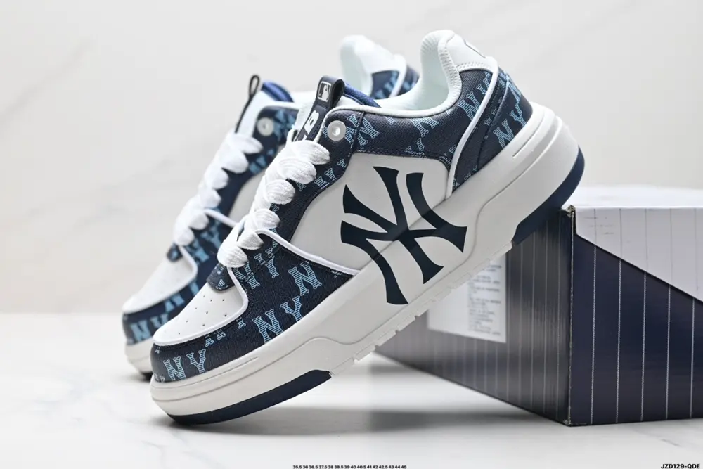 MLB Chunky Liner New York Yankees Senior Shoes Series Low-top Daddy Style Lightweight 3ASXCA12N