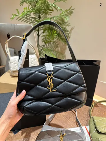 Yves Saint Laurent Bag