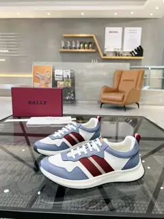 BALLY casual sports shoes series are coming to the counter at the same time