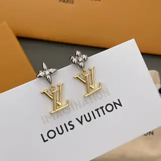 Louis Vuitton green asymmetrical contrast earrings