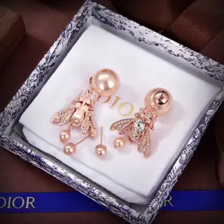 Dior new style Dior new bee earrings