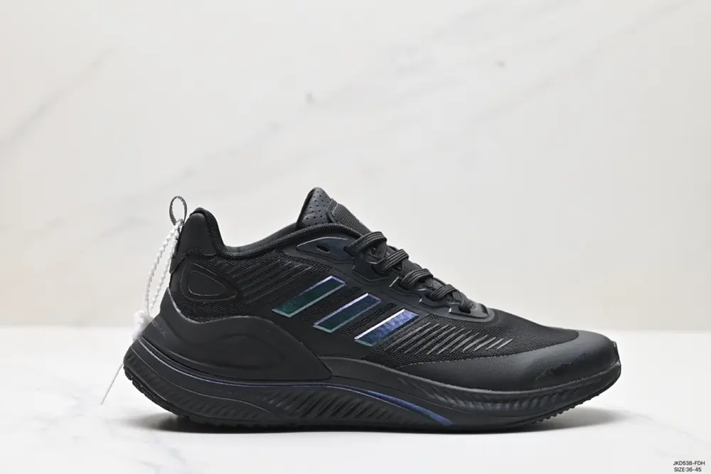 Adidas ALPHAMAGMA training low-top running shoes. Designed to help you achieve your fitness GV7920