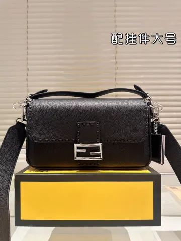 Fendi Baguette