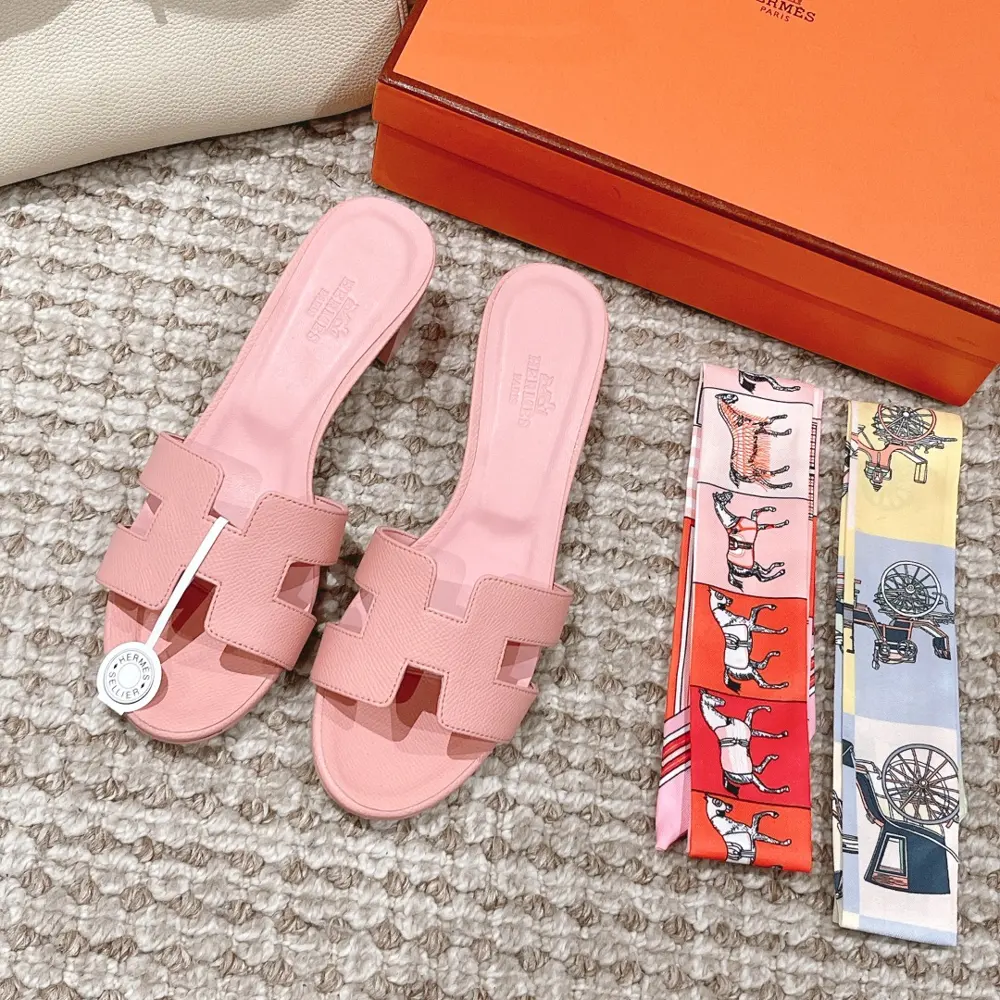 Hermes Palm print Heels