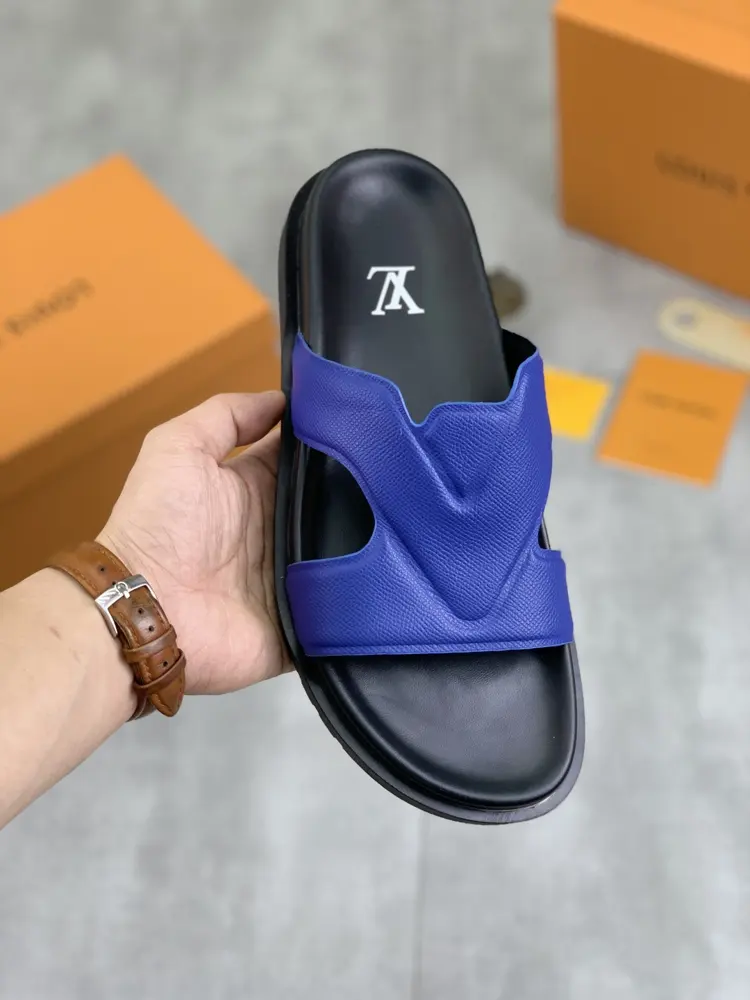 Louis Vuitton men’s slippers