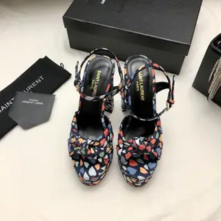 Yves Saint Laurent Heels