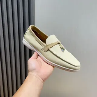 Loro piana couple style-new moccasin shoes. The water-repellent velvet upper is matched
