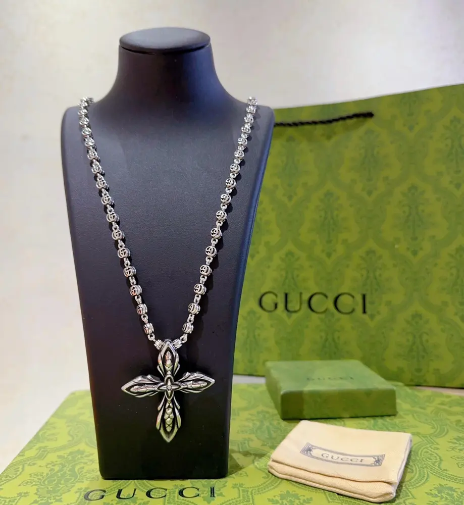 The latest Gucci necklace