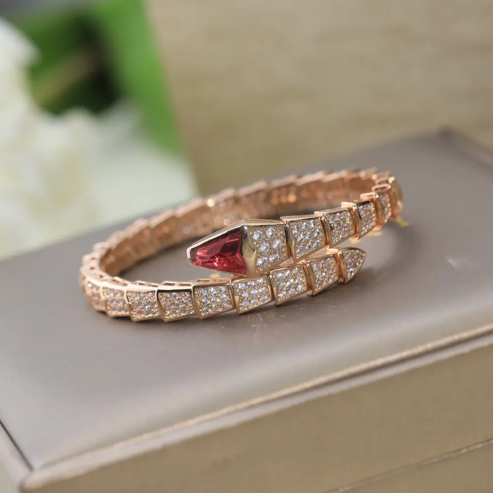 Bvlgari red-headed snake-shaped full diamond bracelet Fashion high-end boutique Bulgari
