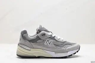 The New Balance 992 retro-style upper M992EB