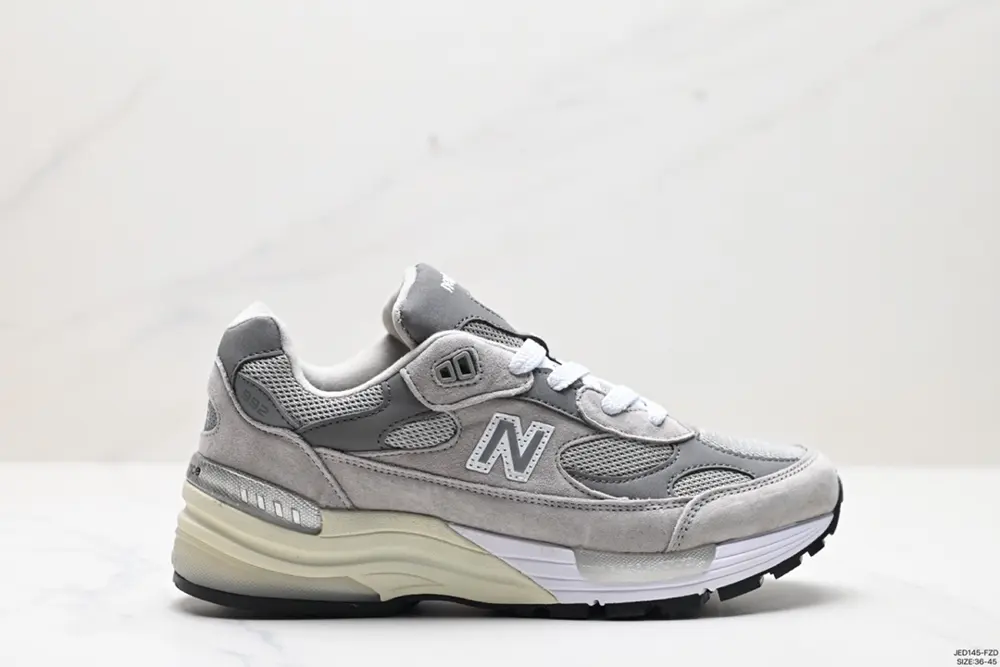 The New Balance 992 retro-style upper M992EB