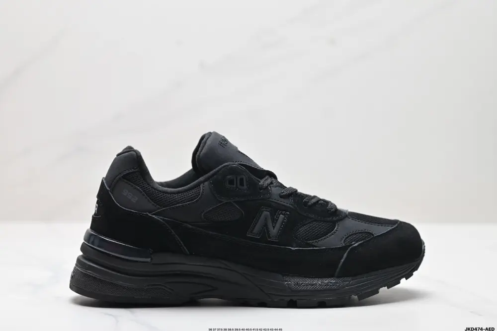 New Balance New Balance Jound × New Balance 992 Retro style upper M992BL