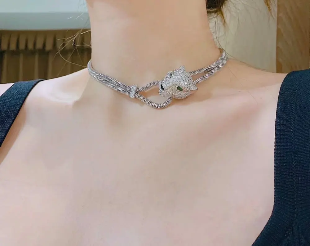 Cartier leopard head necklace