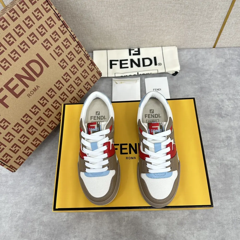 Fendi Retro Contrast Color Sneakers Fend* Match compact design sneakers with retro label on