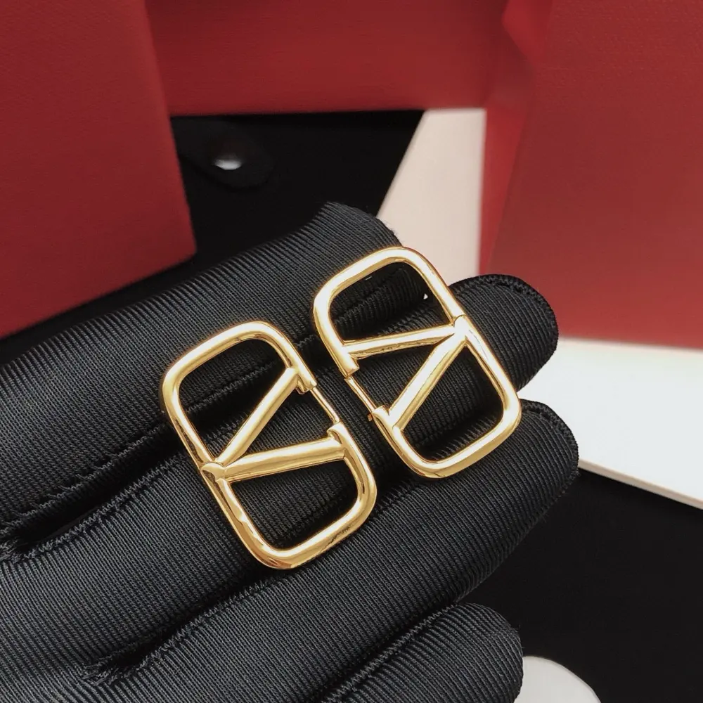 Valentino earrings V-shaped glossy