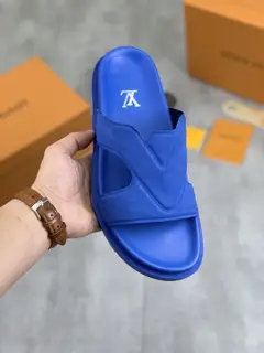 Louis Vuitton men’s slippers