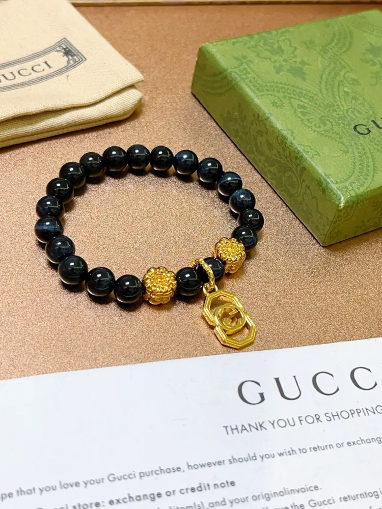 Gucci bracelets for men and women. The latest blue tiger eye bracelet is of a higher grade