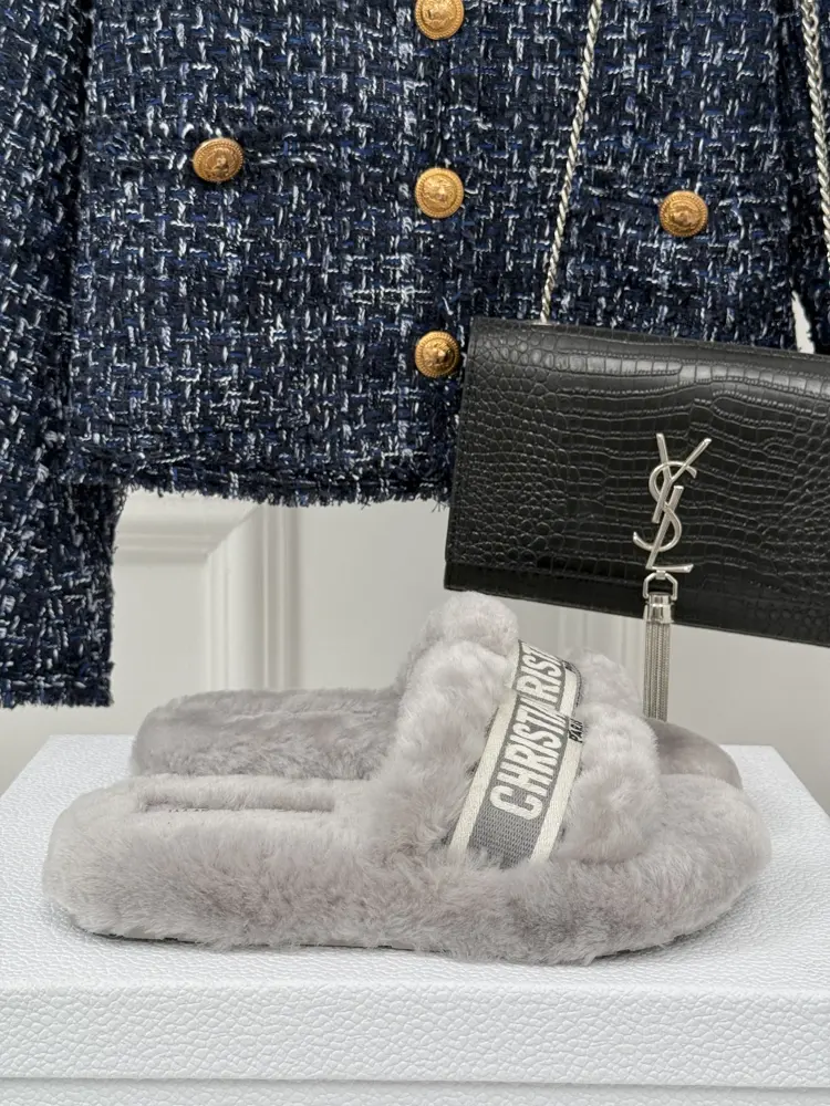 Dior furry slippers series