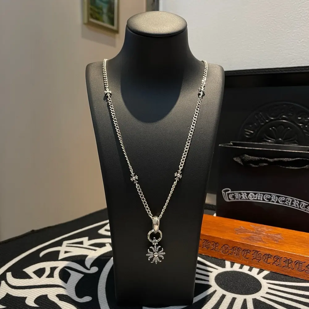 Chrome Hearts Classic Retro Multi-element Necklace Cross Flower Pendant