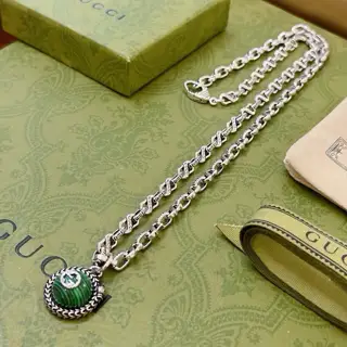 The latest Gucci necklace with a higher-end chain