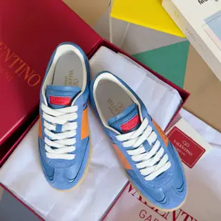 Valentino UPVILLAGE series rivet couple casual sneakers