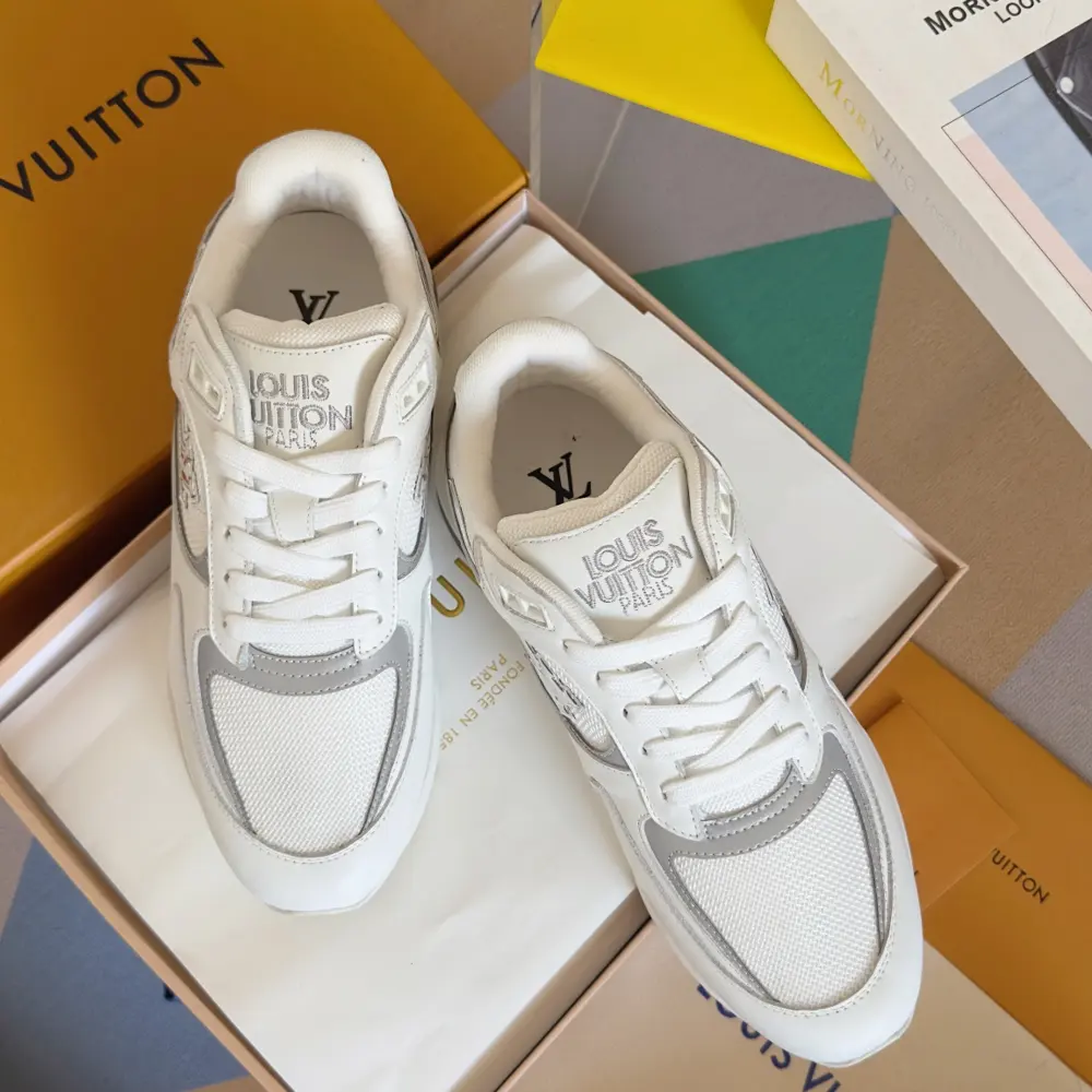 Louis Vuitton Casual Sneakers