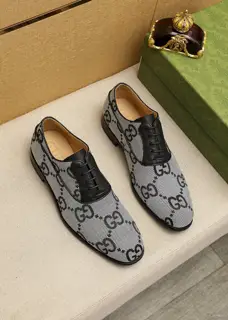 Gucci business leather shoes