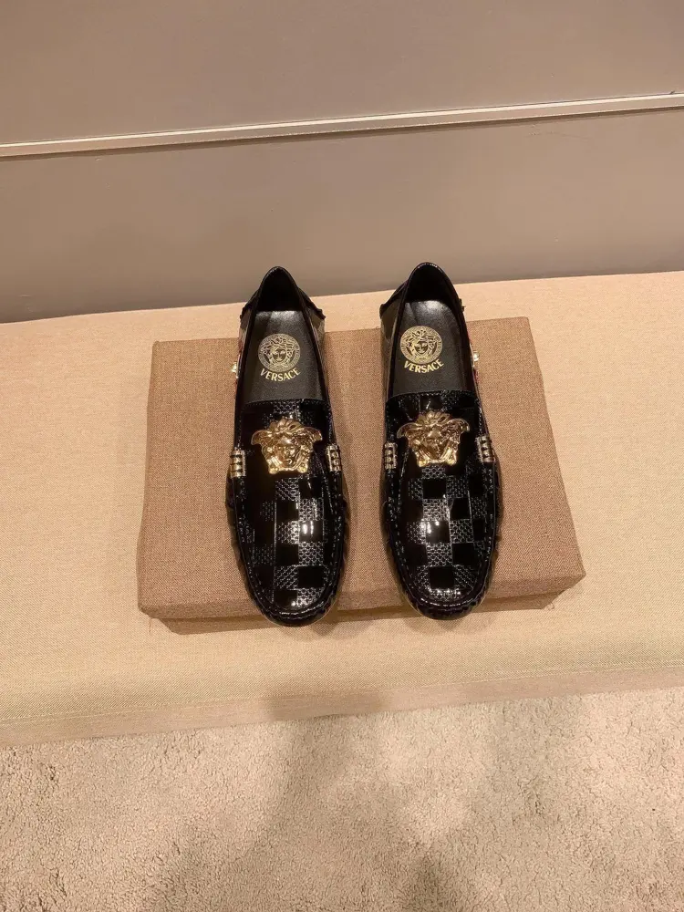 Versace The upper