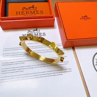 Hermès bracelet It really tests the craftsmanship of the master. To ensure the details are